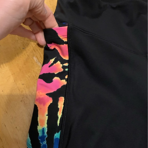 Victorias Secret PINK Active Black Multicolor Leggings PANTS Pockets size M - Picture 11 of 12